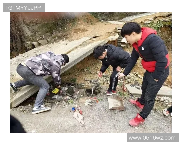 竹排足球的魅力与挑战探索水上运动的新风尚与团队协作精神