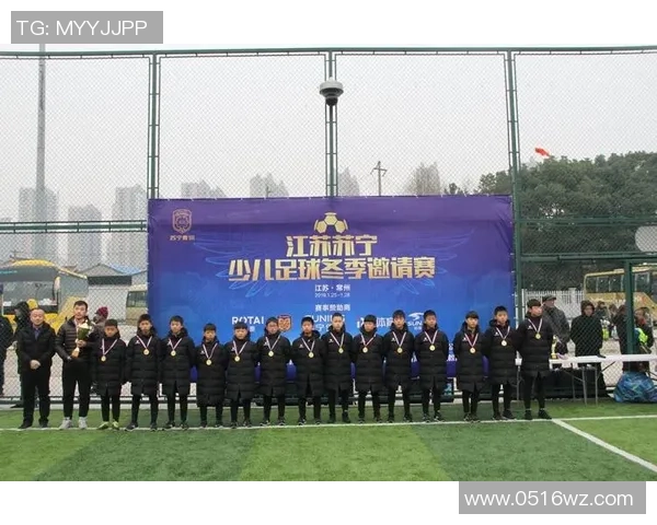 苏宁足球比赛最新动态分析及未来赛事展望全面解读